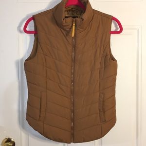 Aeropostale Chestnut Puffer Vest SZ M with pockets